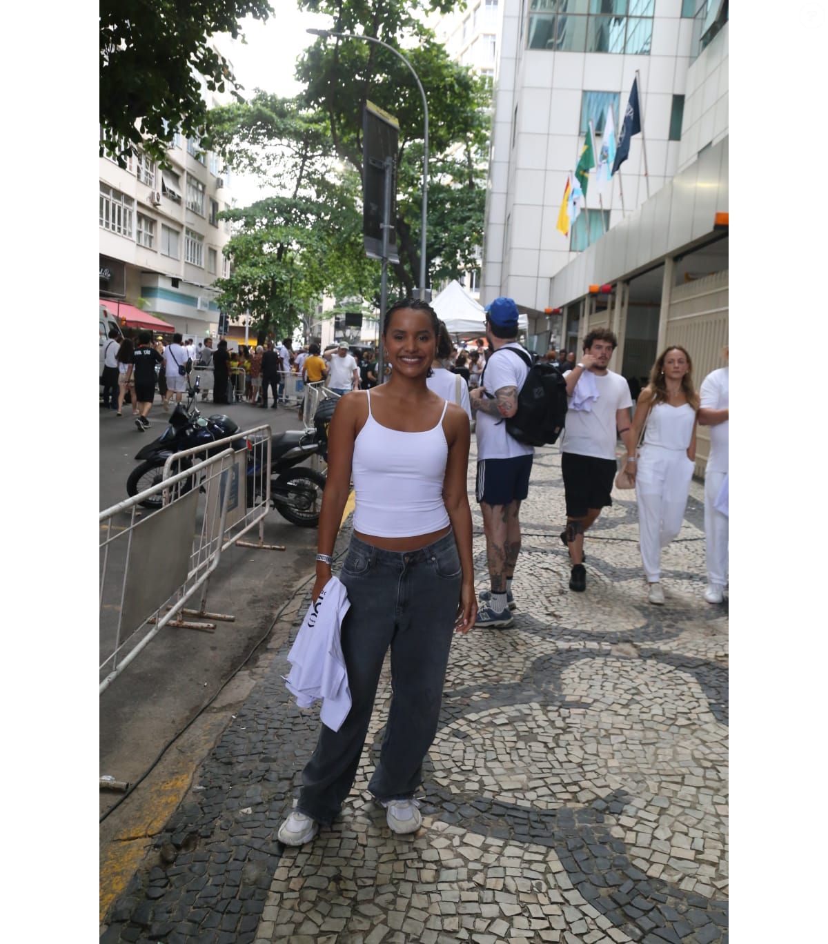Foto: A ex-BBB Gleici Damasceno no Ato Musical pela Democracia, em ...