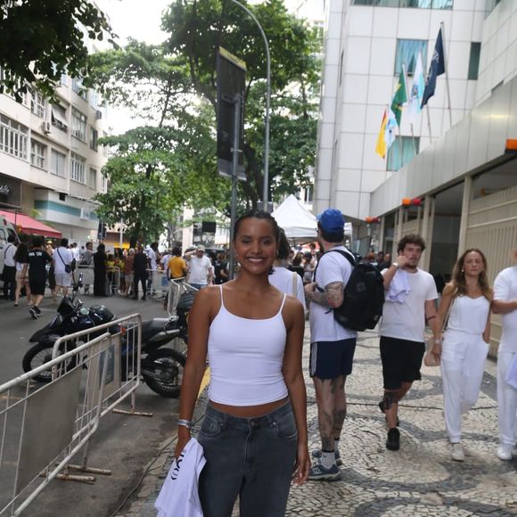 A ex-BBB Gleici Damasceno no Ato Musical pela Democracia, em Copacabana