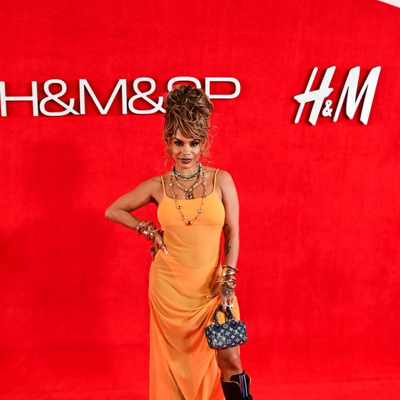 H&M no Brasil: Maga Moura marcou presença na inauguração da marca em São Paulo