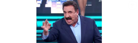 'Eu não tenho amizade com o Faustão', declara Ratinho sobre relação com o apresentador