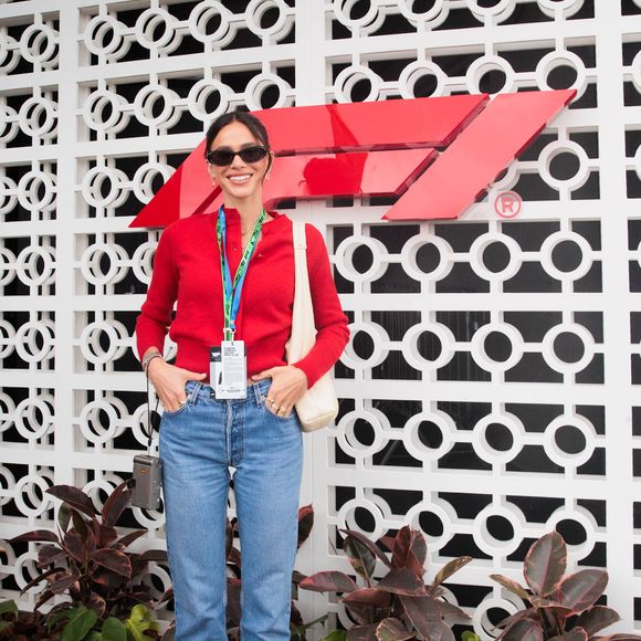 Bruna Marquezine e João Guilherme usou um look comfy e cheio de estilo