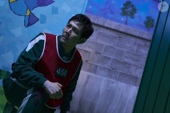 'Round 6' termina com a morte do protagonista Gi-hun e a vitória da bebê da Jogadora 222 nos jogos