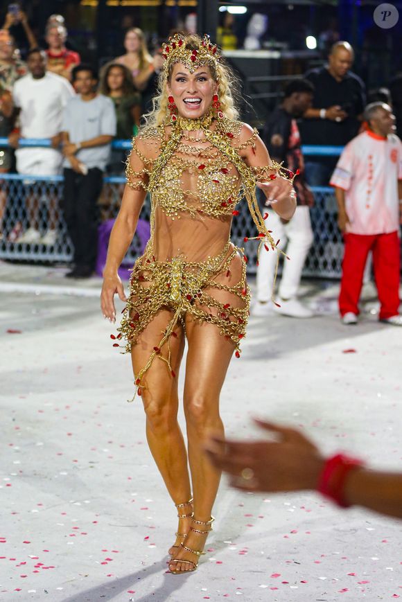 Lívia Andrade aponta que passou a ser alvo de perseguições e intimidações constantes por parte do ex-companheiro