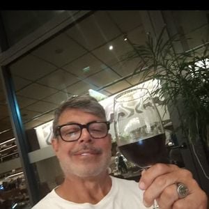 Alexandre Frota ‘sempre foi uma potência de talento, um tremendo produtor, diretor. Sempre teve as maiores oportunidades na TV, no teatro’, declarou Eri Johnson em 2023