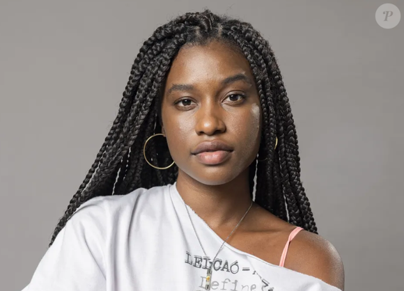 Daniela, a filha de Consuelo (Belize Pombal) é o exemplo extremo de personagem sem vida.