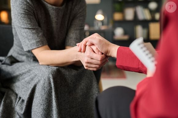 “Isso deve ter sido…”: Estamos comunicando que o que ela sente faz sentido e que reconhecemos isso sem julgamento