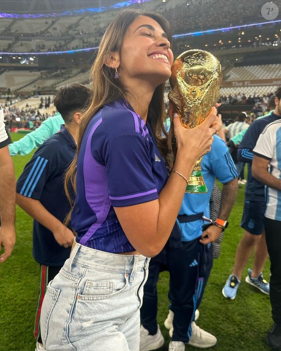 Antonela Roccuzzo usou as redes sociais para apoiar Lionel Messi após o vice da Argentina na Copa do Mundo de 2026 e emocionou os fãs