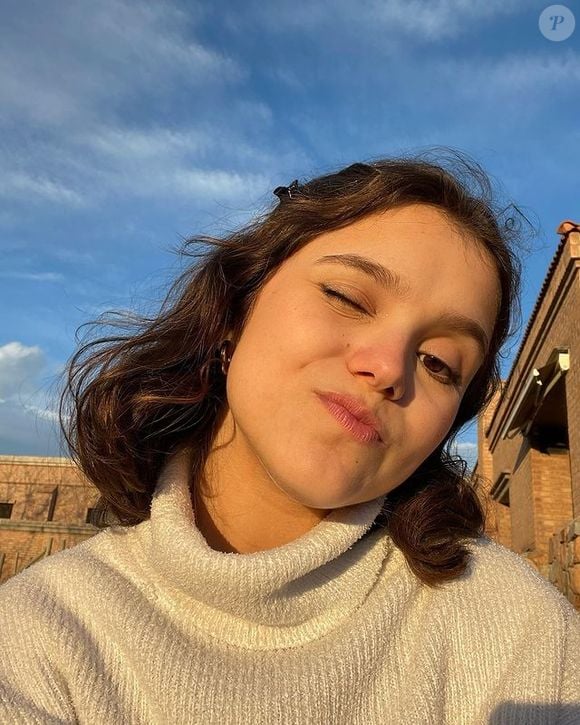 O momento romântico rapidamente chamou a atenção dos seguidores e recebeu uma enxurrada de comentários positivos.