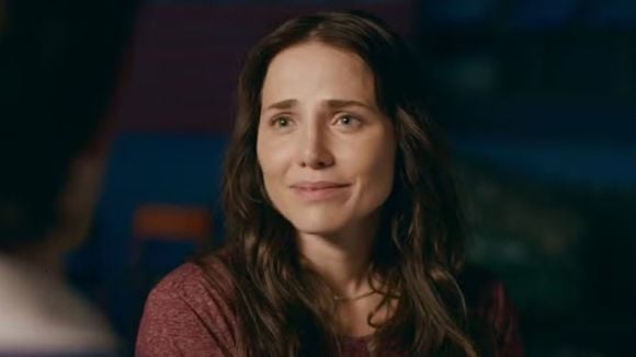 Agosto muda tudo para Adriana em 'Quem Ama Cuida': de novo amor à vingança concluída, 3 reviravoltas surpreendentes da novela provam não teremos um mês de desgosto