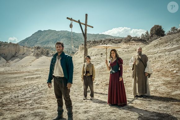 O Arcebispo e o Irmão Penitente simbolizam a luta entre religião e poder em 'Nero'