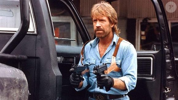 Chuck Norris era conhecido por ser estrela de grandes filmes do cinema internacional: sucessos como 'Baddock' estão na lista.