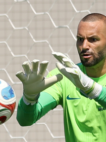 Lançado em 2019, este perfume com baunilha é o favorito do goleiro Weverton, reserva da Seleção na Copa do Mundo; fragrância custa quase R$ 1,6 mil