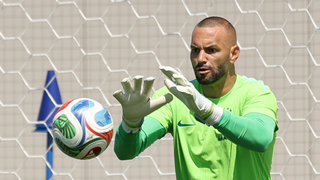Lançado em 2019, este perfume com baunilha é o favorito do goleiro Weverton, reserva da Seleção na Copa do Mundo; fragrância custa quase R$ 1,6 mil