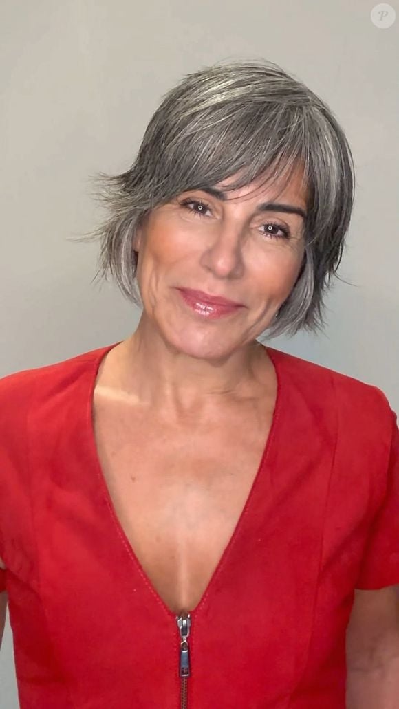 Segundo a cabeleireira Olga G. San Bartolomé, o corte bixie é uma das melhores opções para quem tem cabelos grisalhos e percebe perda de volume, movimento e frescor nos fios ao longo dos anos
