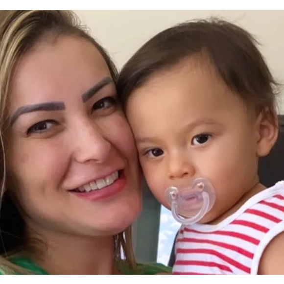 Andressa Urach revela diagnóstico de autismo do filho caçula; descoberta aconteceu após sinais de atraso no desenvolvimento