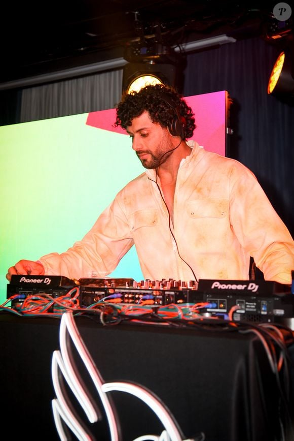 O camarote da 29ª Parada LGBT+ contou com apresentação do DJ Jesus Luz