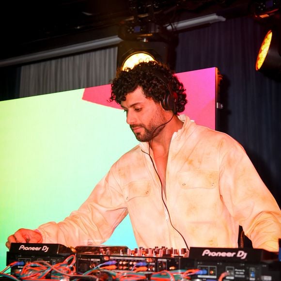 O camarote da 29ª Parada LGBT+ contou com apresentação do DJ Jesus Luz