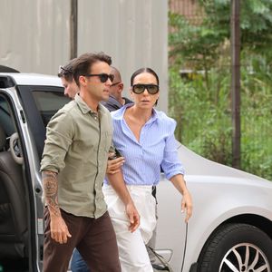 Ivete Sangalo chegou acompanhada do marido, Daniel Cady