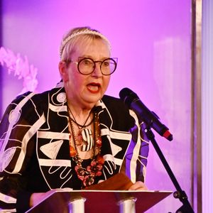 Su Pollard elogiou o cabelo mais claro de Kate e foi surpreendida com a revelação de que não foi algo proposital