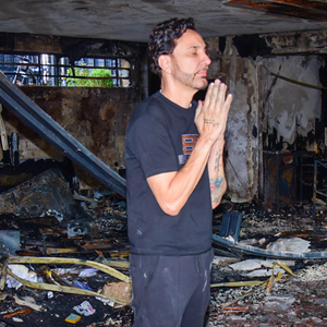 ‘Como não acreditar em Deus?': após incêndio destruir mansão, detalhe emociona pai de MC Gui