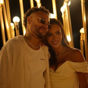 A influenciadora também foi homenageada por Neymar, mas não comentou a publicação e se resumiu a apenas curti-la