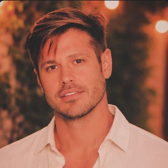 Uma internauta opinou que Mc Daniel ficou parecido com Dado Dolabella. Acharam?