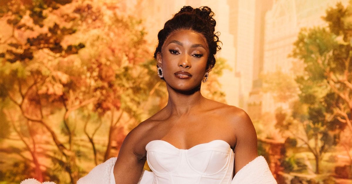 Erika Januza se pronuncia após rumores de separação e ganha apoio de famosos