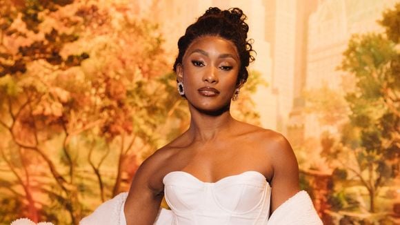 'Uma das poucas...': Erika Januza faz publicação dolorosa após rumores de separação de Arlindinho e ganha apoio de famosas; cantor foi flagrado em casa de swing