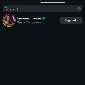 Nesta segunda-feira (19), Aaliyah Mendes, irmã do cantor canadense, passou a seguir Bruna Marquezine no Instagram, gesto simbólico por ela seguir poucas pessoas na plataforma