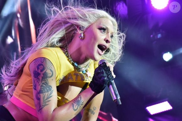 Pabllo Vittar mostra resultado da terceira rinoplastia e destaca que o processo de cicatrização ainda está em andamento