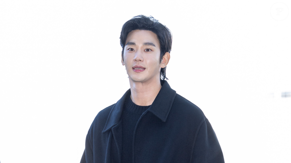 Grife de luxo toma atitude drástica contra Kim Soo-hyun após escândalo com morte de Kim Sae-ron. Entenda!