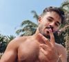 Mateus Pires viralizou no X após deixar órgão genital aparecer