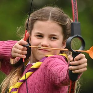 Princesa Charlotte é filha de Kate Middleton e de Príncipe William.