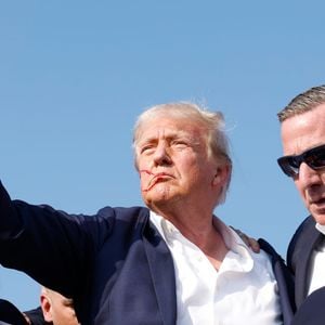 Donald Trump escapou de atentado na Pensilvânia durante campanha eleitoral em 2024
