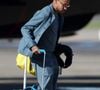 O atacante do Santos, Neymar, surgiu com uma mala  Horizon 55, da Louis Vuitton, avaliada em R$ 25 mil no site oficial da grife