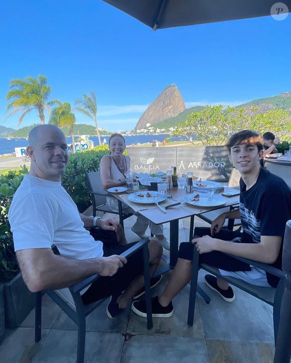 Carla Marins, a Joyce de 'História de Amor', é casada com o personal trainer Hugo Baltazar.