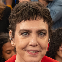 Clara Cervera, maquiadora, sobre a maquiagem ideal para mulheres com mais de 40: 'O delineador de 20 anos atrás já não valoriza mais seus olhos, e usar muita sombra pode fazer você parecer mais velha'