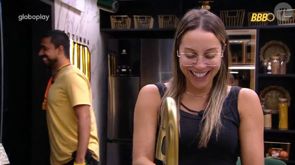 Renata desconversa após ouvir flertes de Maike no 'BBB 25'