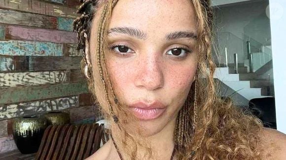 Letícia Vieira, a Gilda de 'Vale Tudo', foi ambulante na vida real. u andei uns passos pra trás, já fui ambulante e fazer a Gilda foi voltar para o lugar que vim. Já fui a Gilda, só não roubei"