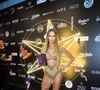 Icônica como sempre, Deborah Secco apostou em um look de estrela com a 'Dedélândia', reunindo momentos marcantes de sua carreira