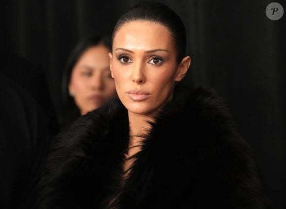 Bianca Censori, antes de ficar pelada no Grammy, teria passado por cirurgia íntima
