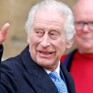 Rei Charles III também trata um câncer