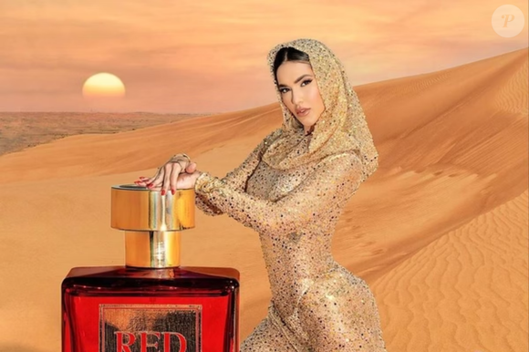 Virginia Fonseca está sempre destacando os lançamentos da WePink em seu Stories do Instagram, mas um deles me chamou bastante atenção: o Red.