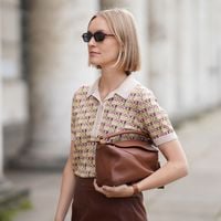 Três saias midi marrom chocolate que parecem ter saído de um ateliê italiano, mas uma delas não custa nem R$ 100