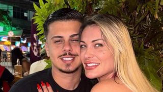 'Perdi a virgindade com ele': casada, Andressa Urach revela cirurgia íntima para 'voltar a ser virgem' e toma importante atitude envolvendo filmes pornôs