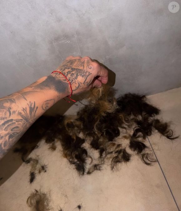 Em janeiro deste ano, Zé Felipe cortou os cabelos após 1 ano