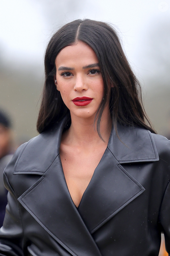 Maquiagem de Bruna Marquezine: atriz também já apostou o batom vermelho com efeito matte