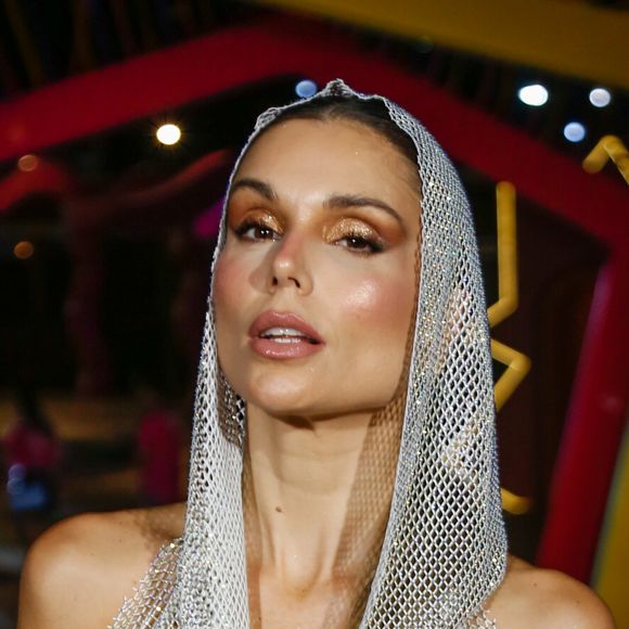 Flavia Viana substituiu sister no BBB 7