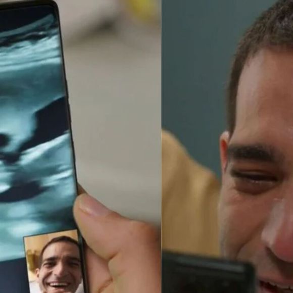 Globo deixa Afonso (Humberto Carrão) com 'três mãos' ao segurar celular para ver ultrassom de Solange (Alice Wegmann) em erro grotesco