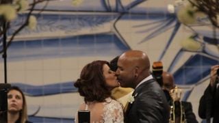 Viúva de Rick após 42 anos juntos, Geralda Helena queria renovar votos de casamento; desejo envolvia acidente do sertanejo, dupla de Renner. Entenda